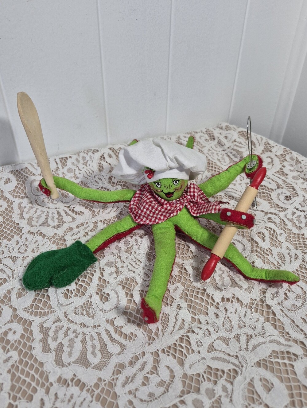 Annalee Octopus Chef - Picture 3 of 9